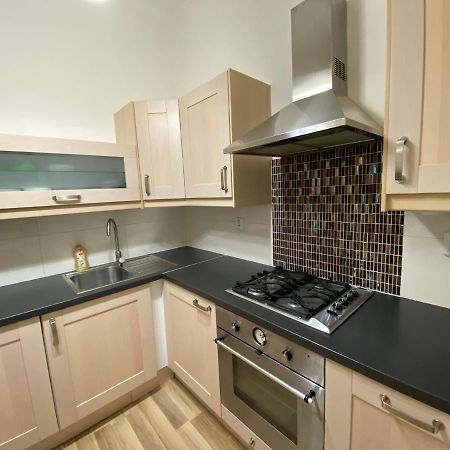 Spacious Apartment On Wenceslas Square Prague Luaran gambar