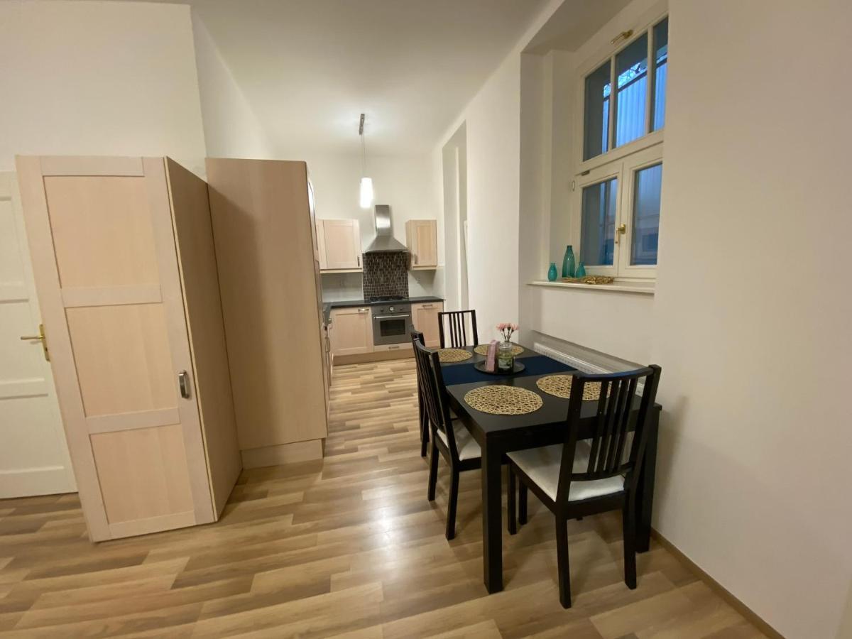 Spacious Apartment On Wenceslas Square Prague Luaran gambar